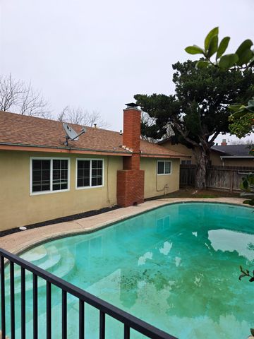 1624 Falmouth Way, Modesto, CA 95355