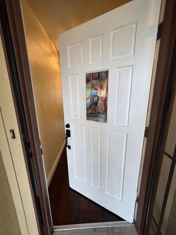 1624 Falmouth Way, Modesto, CA 95355