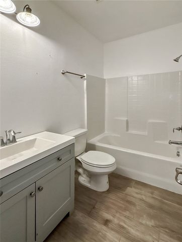 122 W Palm Beach Dr, Port Aransas, TX 78373