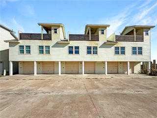 122 W Palm Beach Dr, Port Aransas, TX 78373