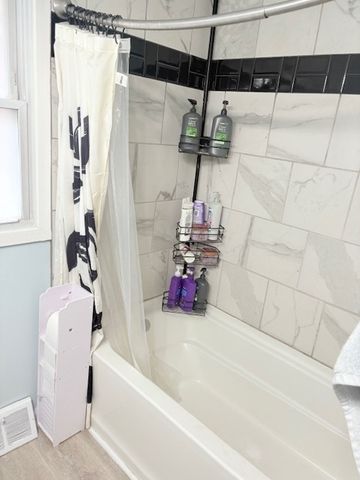 1002 Plaza Drive, Joliet, IL 60435