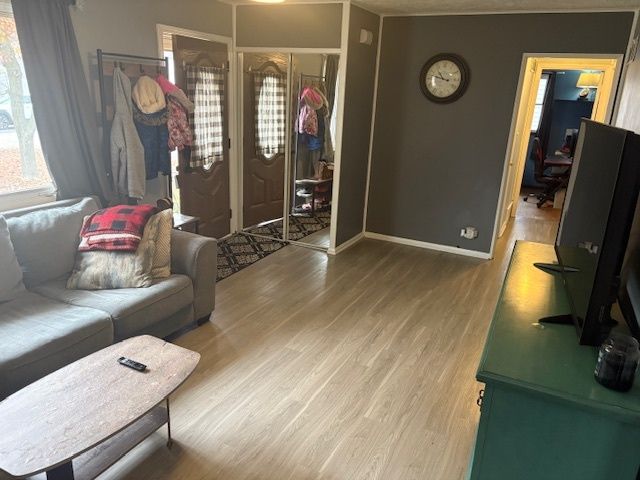 1002 Plaza Drive, Joliet, IL 60435