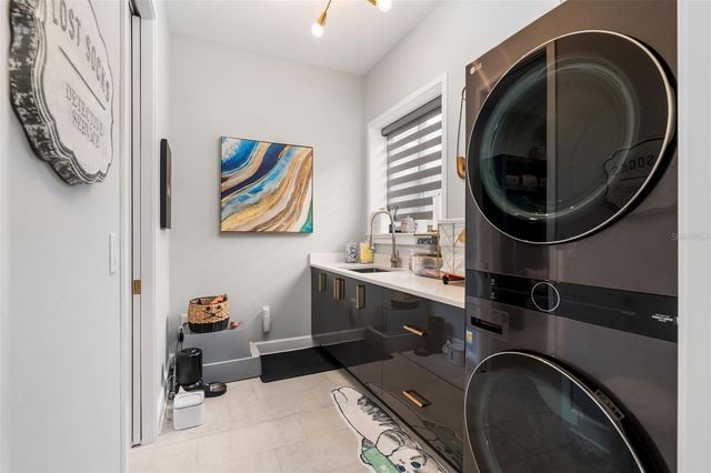 13116 SW 9TH ROAD, Newberry, FL 32669