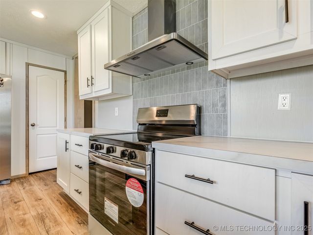 4220 N State Highway 82, Salina, OK 74365