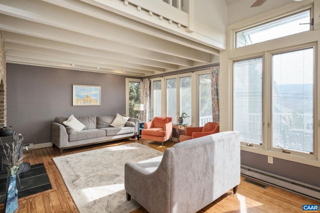 428 MAPLE AVE, Waynesboro, VA 22980