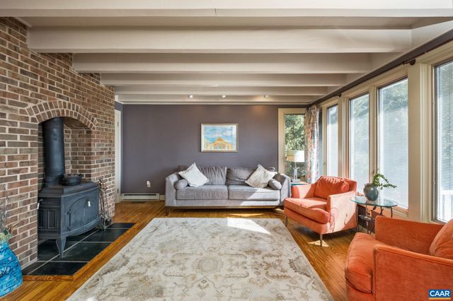 428 MAPLE AVE, Waynesboro, VA 22980