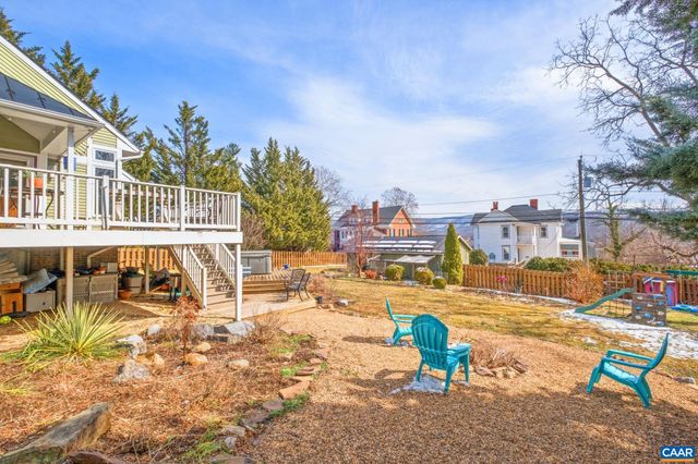 428 MAPLE AVE, Waynesboro, VA 22980