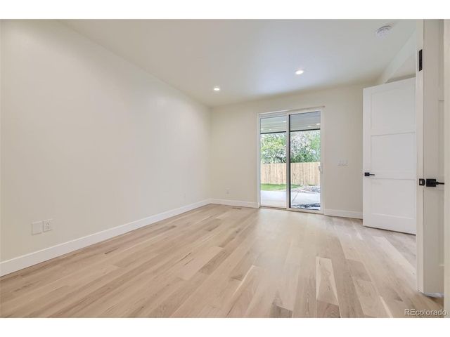 3212 S Dahlia St, Denver, CO 80222