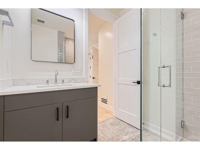 3212 S Dahlia St, Denver, CO 80222