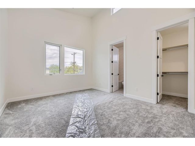 3212 S Dahlia St, Denver, CO 80222