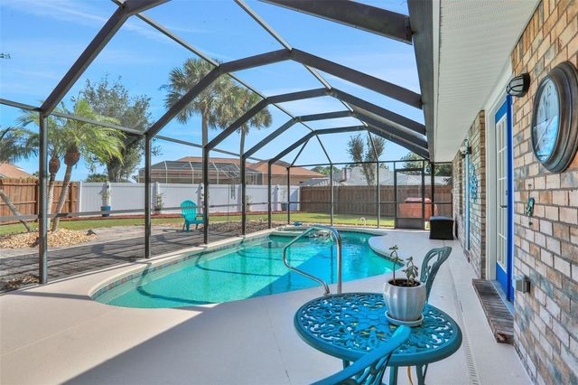 22 BURGUNDY PLACE, Palm Coast, FL 32137