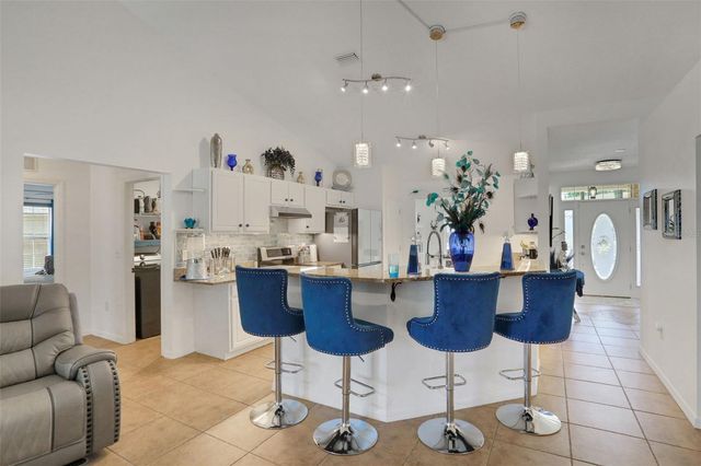 22 BURGUNDY PLACE, Palm Coast, FL 32137