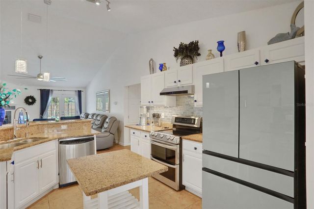 22 BURGUNDY PLACE, Palm Coast, FL 32137