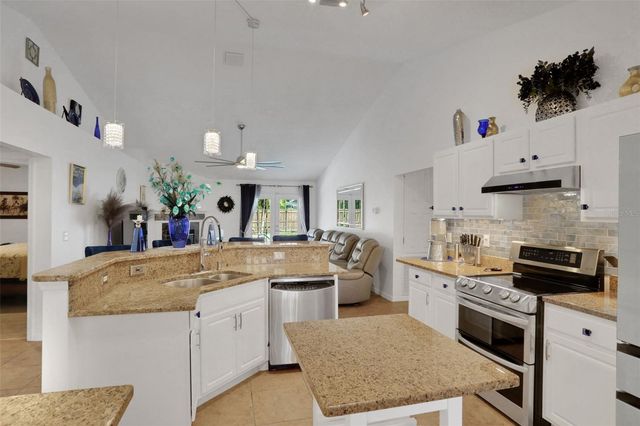 22 BURGUNDY PLACE, Palm Coast, FL 32137