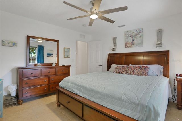 22 BURGUNDY PLACE, Palm Coast, FL 32137