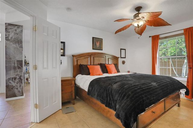 22 BURGUNDY PLACE, Palm Coast, FL 32137