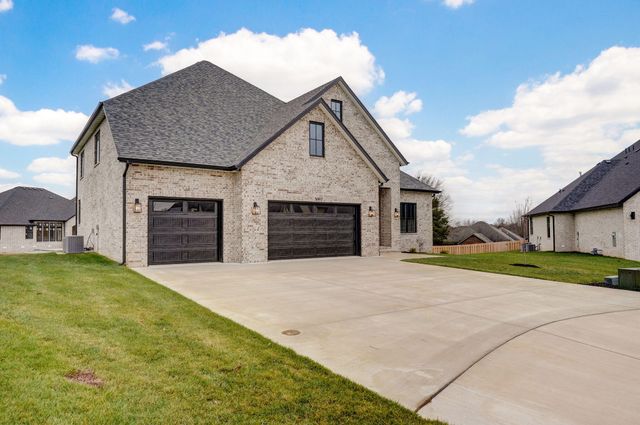 5092 E Ferdinand Court, Springfield, MO 65802