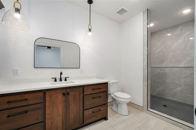 5092 E Ferdinand Court, Springfield, MO 65802