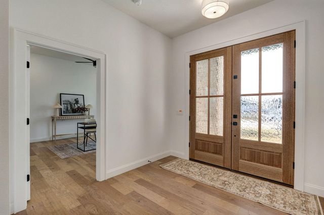 5092 E Ferdinand Court, Springfield, MO 65802