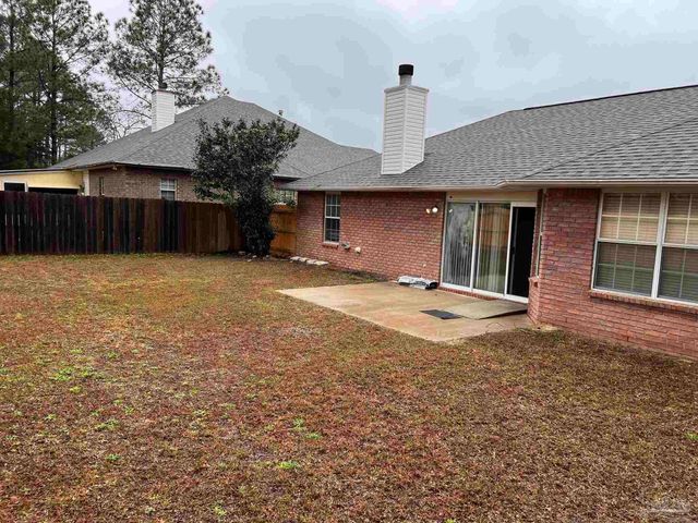 1841 Southbay Dr, Pensacola, FL 32506