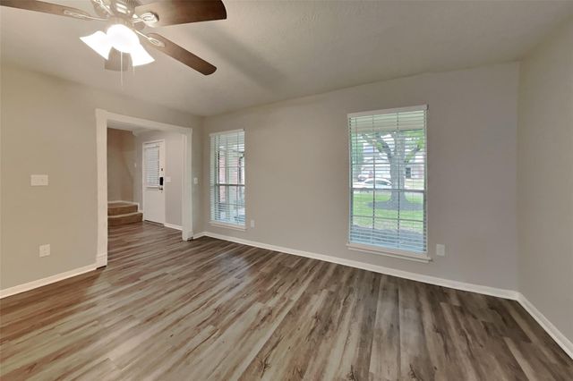 9322 Bayou Bluff Drive, Spring, TX 77379