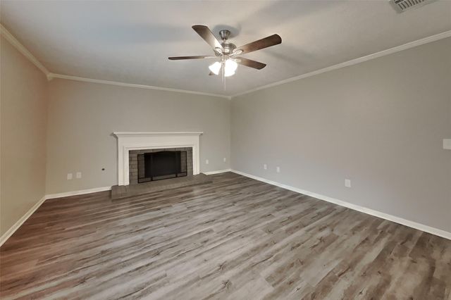 9322 Bayou Bluff Drive, Spring, TX 77379