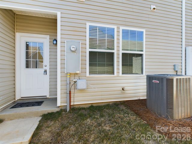 15611 Country House Street, Charlotte, NC 28273