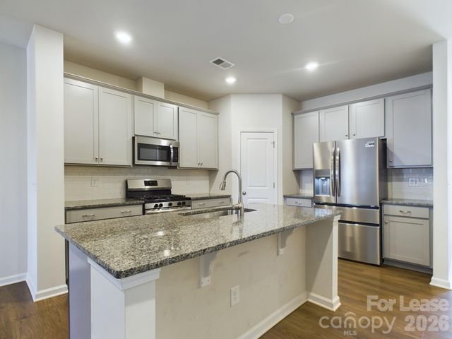 15611 Country House Street, Charlotte, NC 28273
