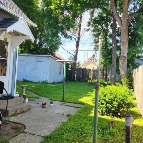 612 Buffalo STREET, Manitowoc, WI 54220