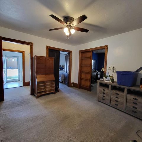 612 Buffalo STREET, Manitowoc, WI 54220