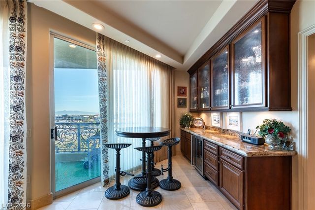 9101 Alta Drive 305, Las Vegas, NV 89145