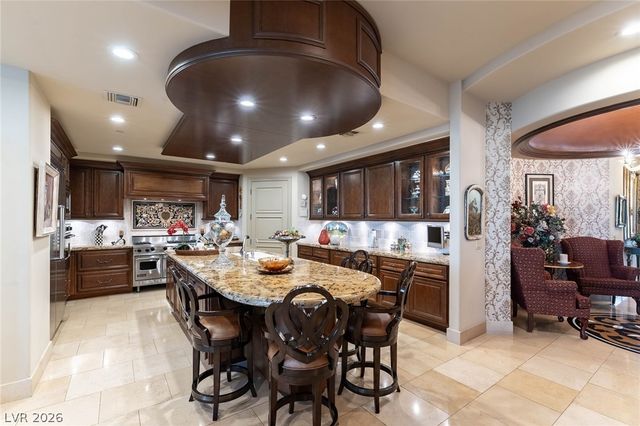 9101 Alta Drive 305, Las Vegas, NV 89145