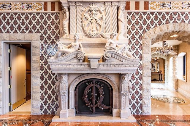 9101 Alta Drive 305, Las Vegas, NV 89145