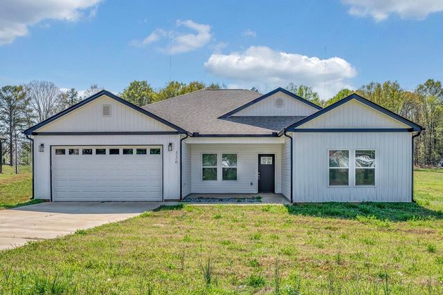 556 Sand Clay Road, Chesnee, SC 29323