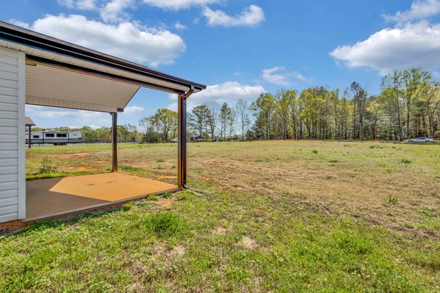 556 Sand Clay Road, Chesnee, SC 29323