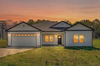 556 Sand Clay Road, Chesnee, SC 29323