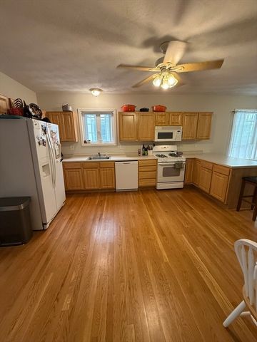 42 Bartlett Street 2, Beverly, MA 01915