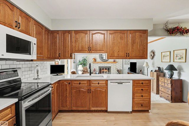 39714 Timberlane Drive, Sterling Heights, MI 48310