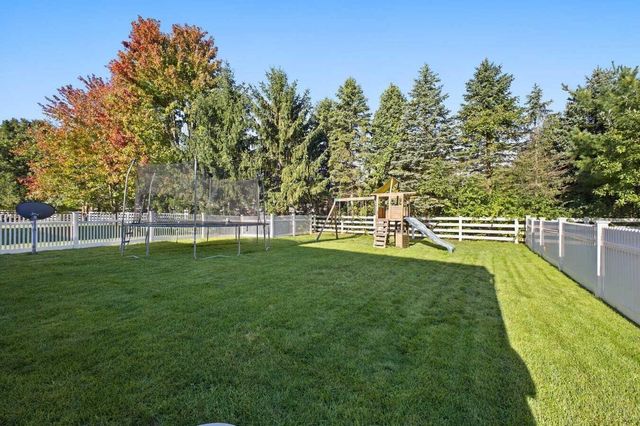 5893 Blaverly Drive, New Albany, OH 43054