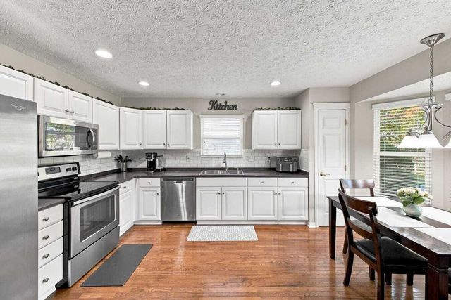 5893 Blaverly Drive, New Albany, OH 43054