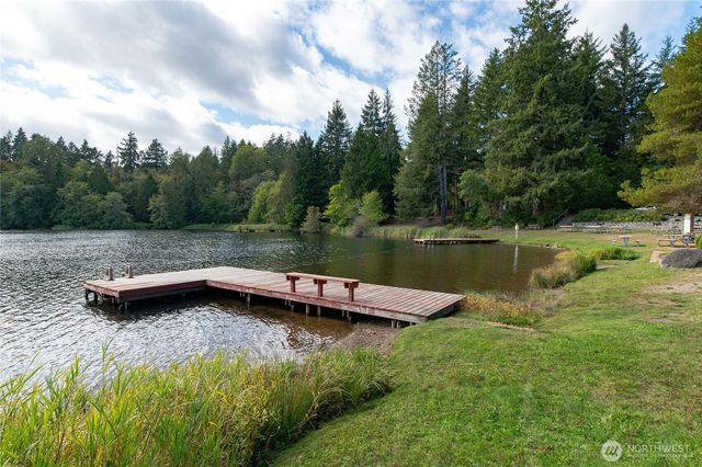 30 E Rainier Drive, Allyn, WA 98524