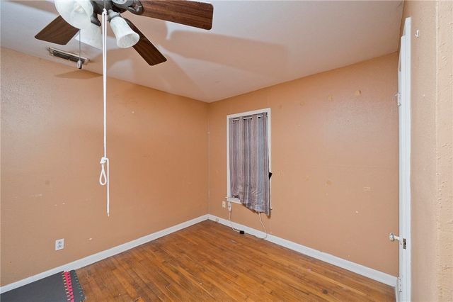 4942 Cosner Dr, Corpus Christi, TX 78415
