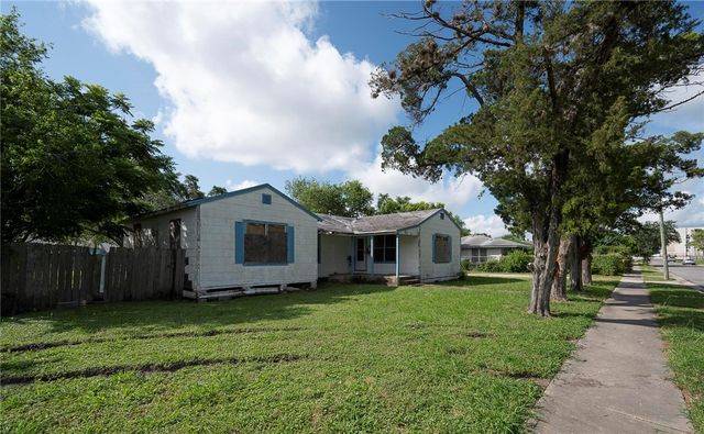 4942 Cosner Dr, Corpus Christi, TX 78415