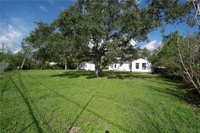 4942 Cosner Dr, Corpus Christi, TX 78415