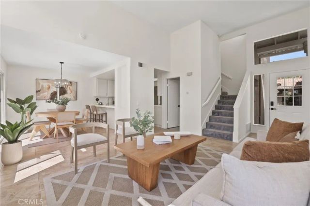 27414 Iris, Mission Viejo, CA 92692