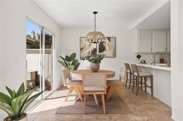 27414 Iris, Mission Viejo, CA 92692