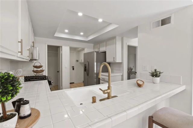 27414 Iris, Mission Viejo, CA 92692