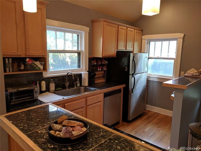 1425 Dexter Street, Denver, CO 80220