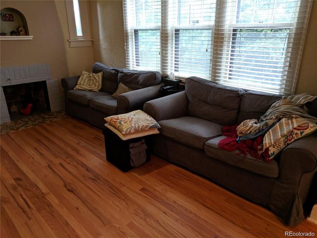 1425 Dexter Street, Denver, CO 80220