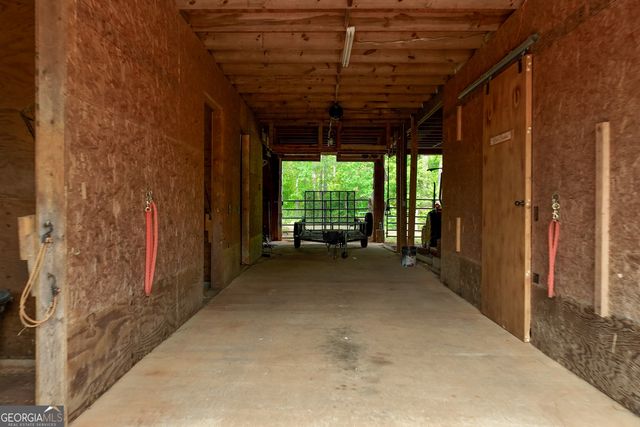 13 Southern Waters Way, Forsyth, GA 31029